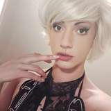 ch3rryb0mb from onlyfans